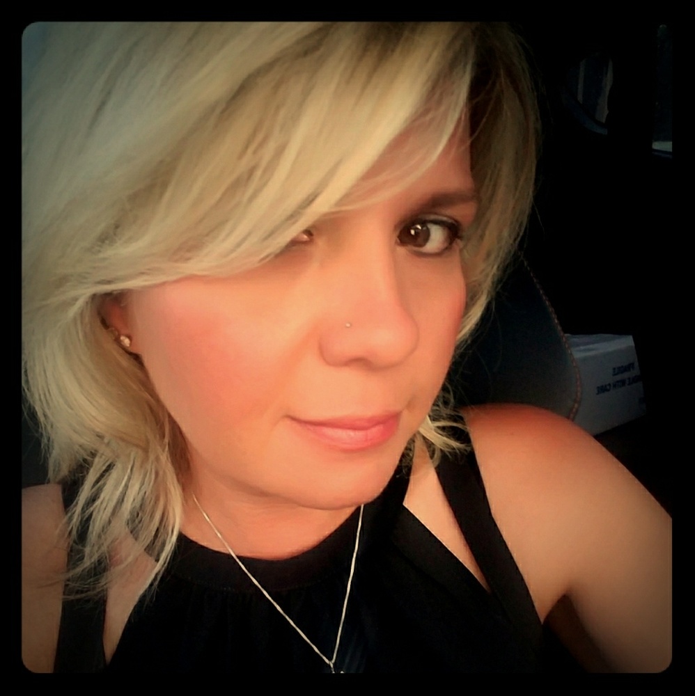 Meet your Posher, Dawn